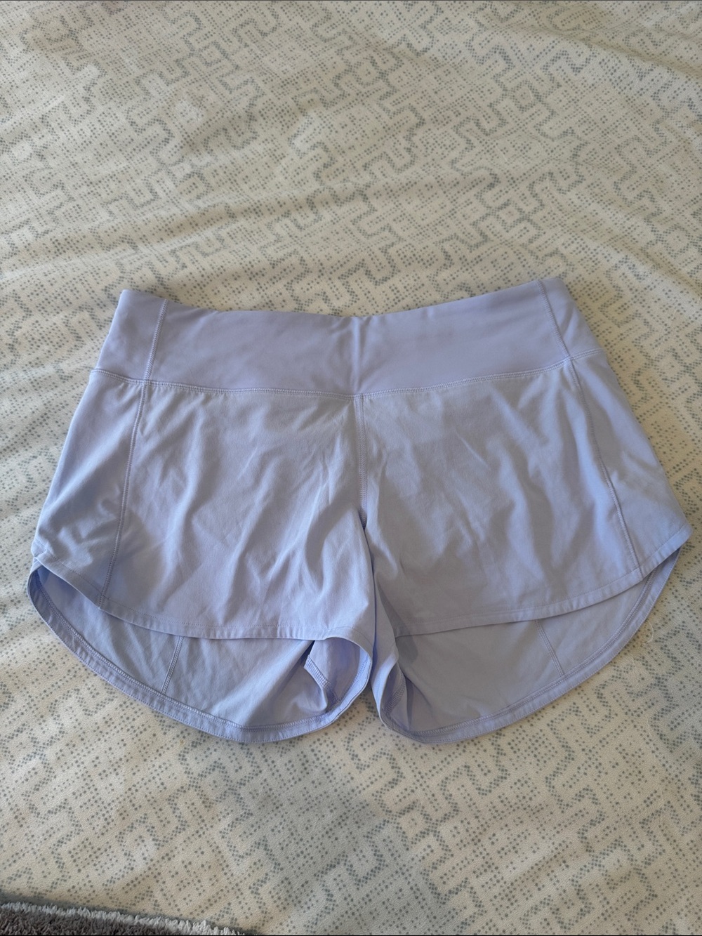 Lululemon Speedup Shorts - Lavender
